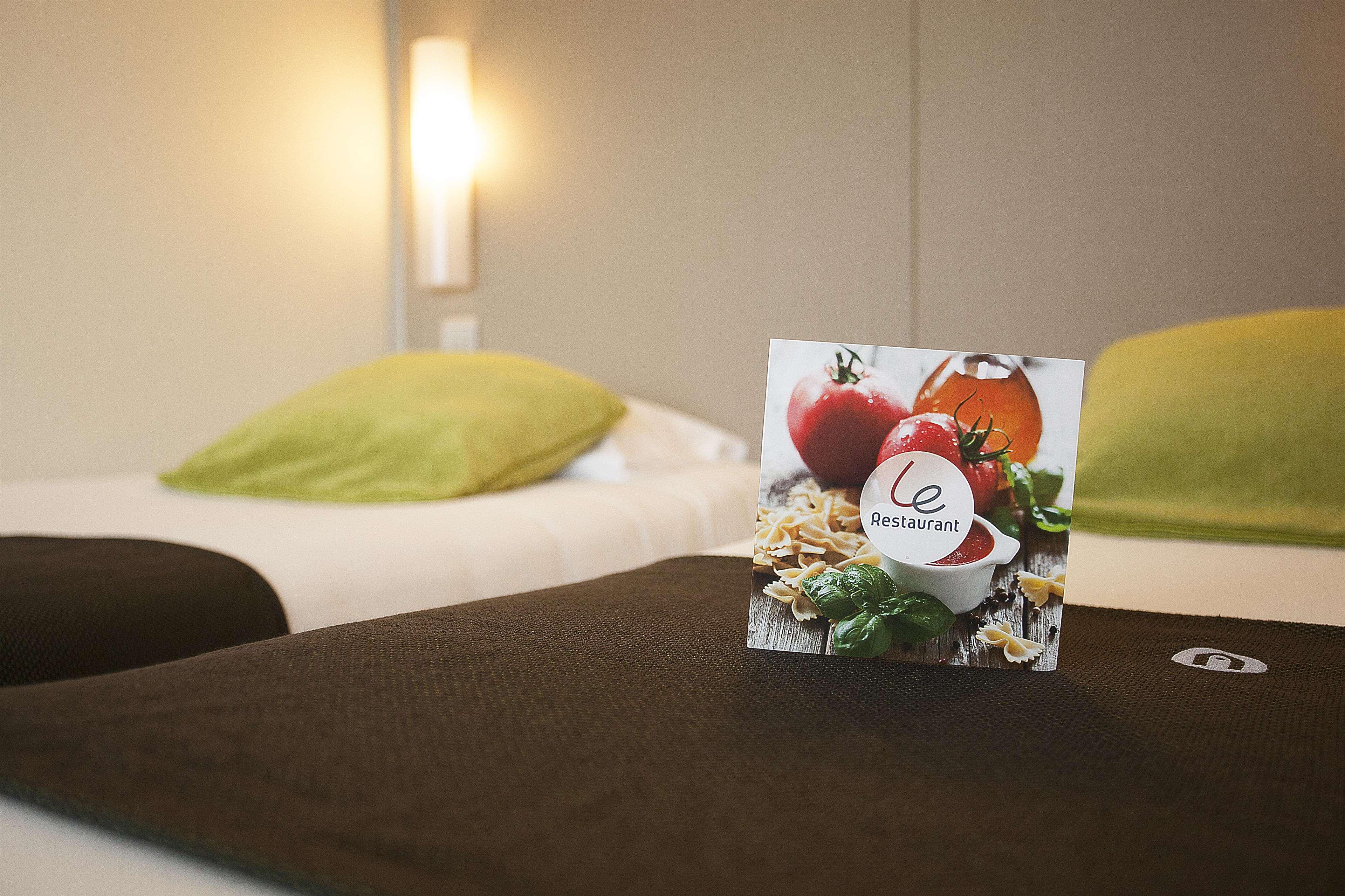Campanile Pontarlier Hotell Eksteriør bilde