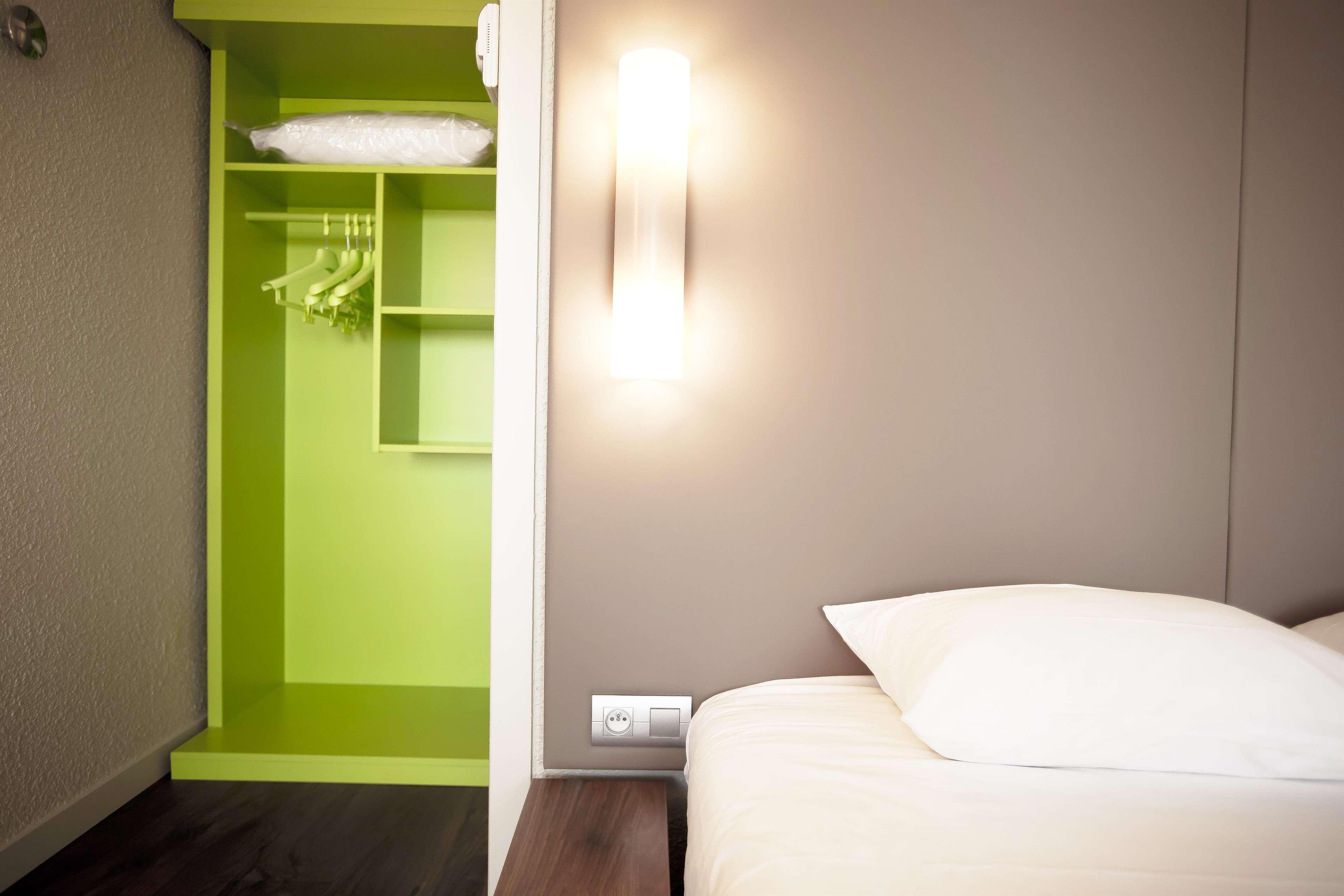 Campanile Pontarlier Hotell Eksteriør bilde