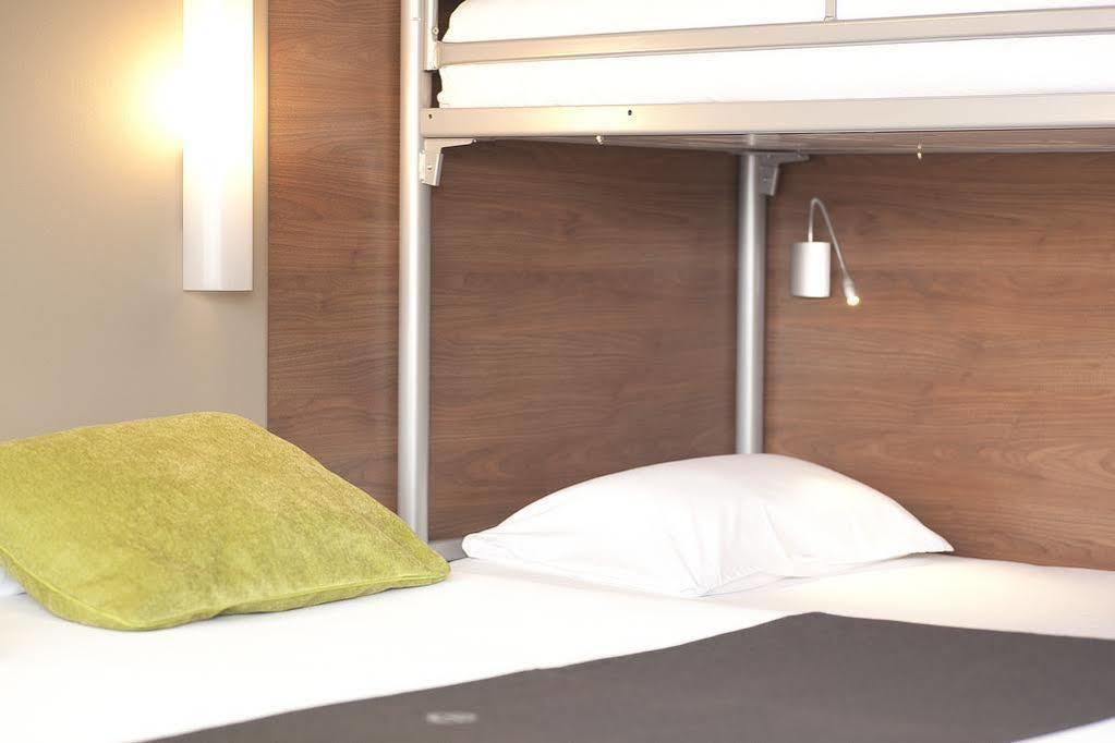 Campanile Pontarlier Hotell Eksteriør bilde