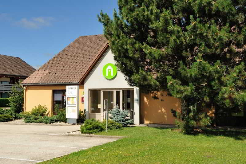 Campanile Pontarlier Hotell Eksteriør bilde